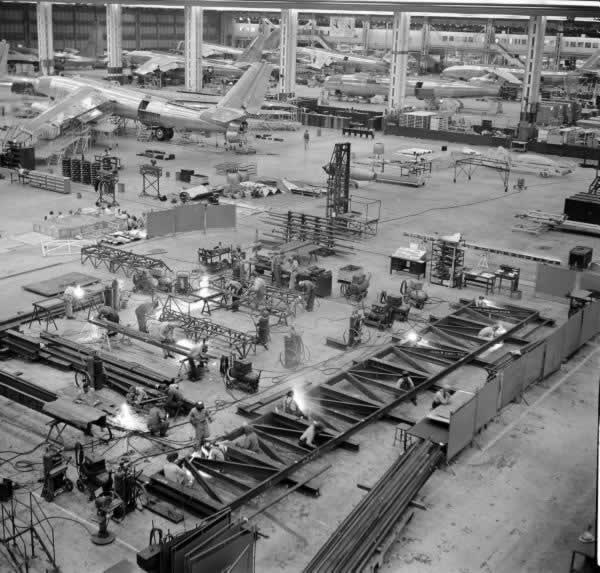 Boeing's B-47 Stratojet assembly line
